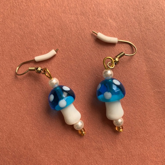 Glass earrings mushroom - Picture 2 of 3